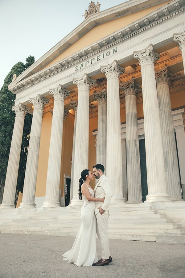 beautiful-summer-wedding-athens-white-flowers_38