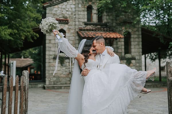 beautiful-summer-wedding-litochoro-baby-breath_23