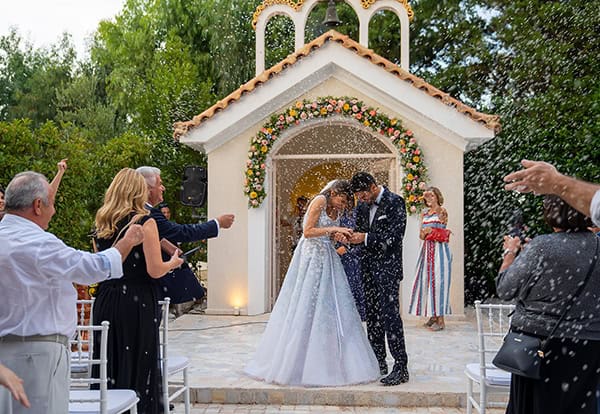 beautiful-wedding-baptism-athens-pastel-colors_15