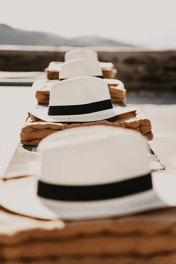 bohemian-ceremony-decoration-ideas-pampas-grass_07