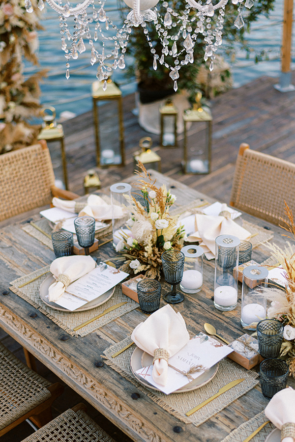 boho-ideas-decoration-wedding-aetherial-pampas-grass-pastel-roses_18