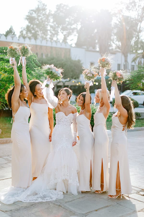 chic-destination-wedding-kos-soft-pastel-hues_04x