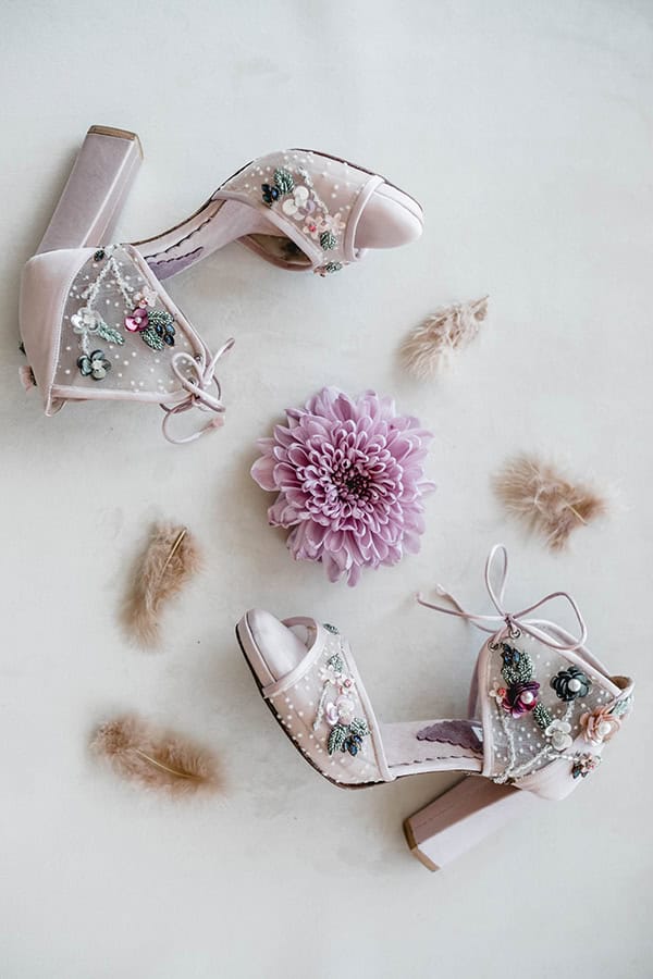 fairy-tale-summer-wedding-athens-colorful-flowers_05x