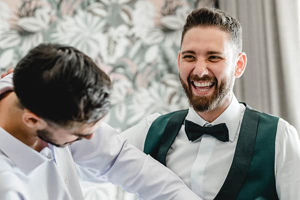 fairy-tale-summer-wedding-athens-colorful-flowers_08