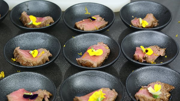 gastronomic-plates-2chefs-gastronomy-catering-wedding-dinner_11