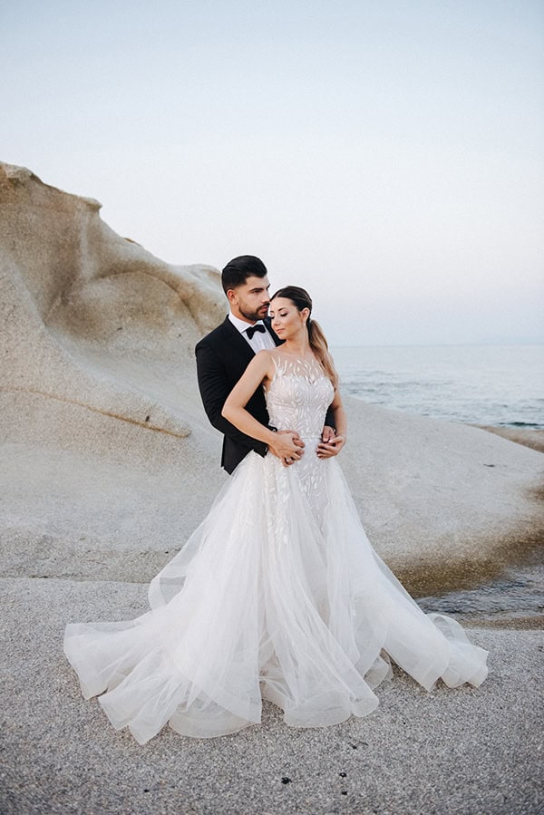 lovely-summer-wedding-thessaloniki-white-florals_01