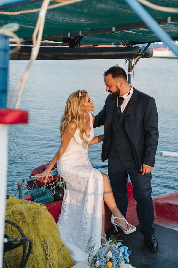 modern-summer-wedding-ktima-aperanto-galazio_04