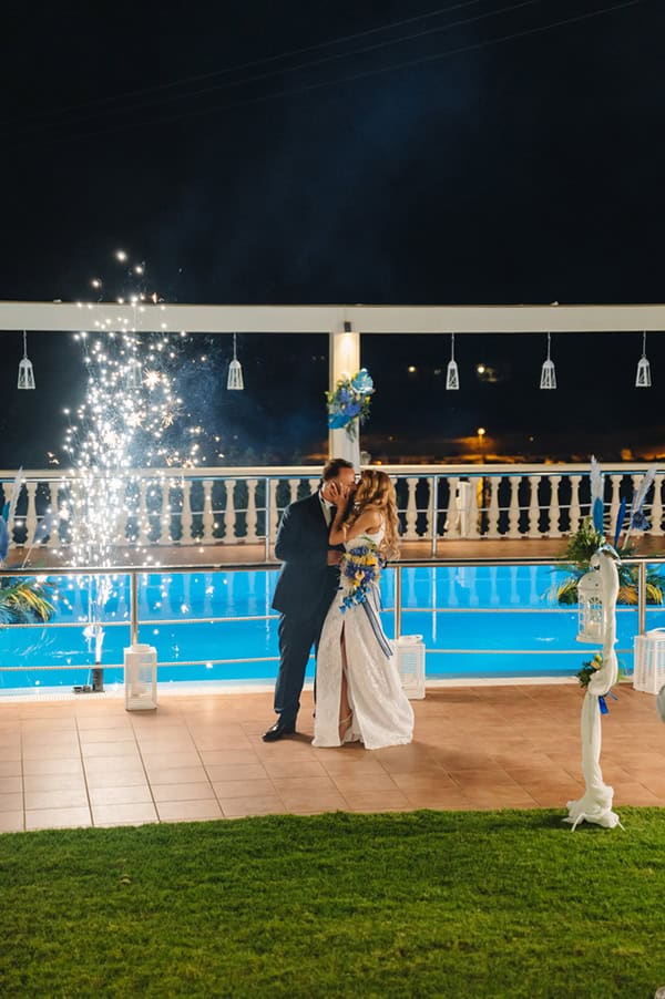 modern-summer-wedding-ktima-aperanto-galazio_14x