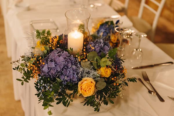 modern-summer-wedding-ktima-aperanto-galazio_15