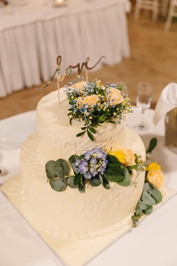 modern-summer-wedding-ktima-aperanto-galazio_16