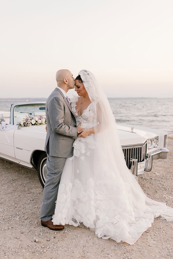 modern-summer-wedding-thessaloniki-white-purple-blooms_01