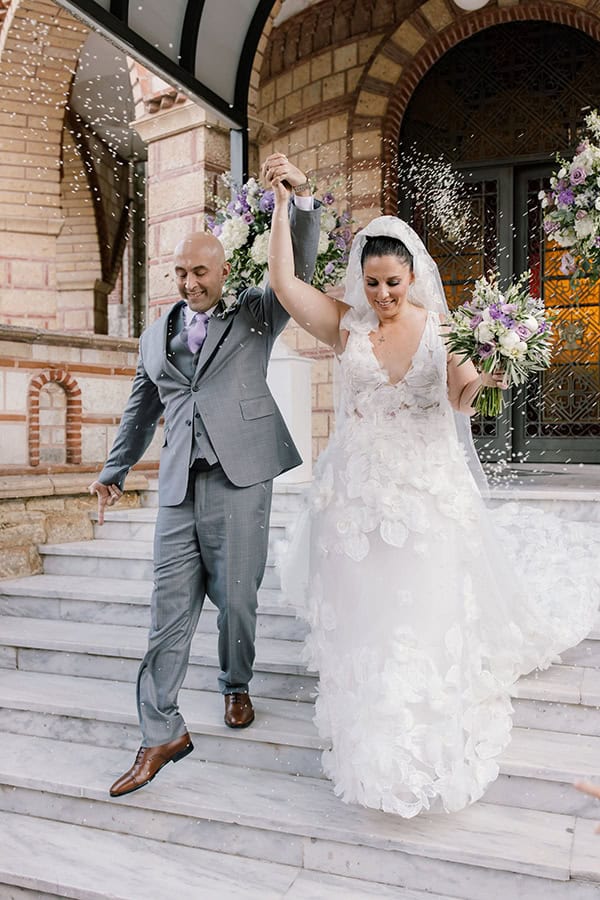 modern-summer-wedding-thessaloniki-white-purple-blooms_20