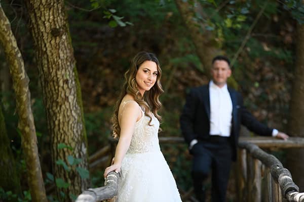 romantic-fall-wedding-kilkis-roses-pastel-hues_02