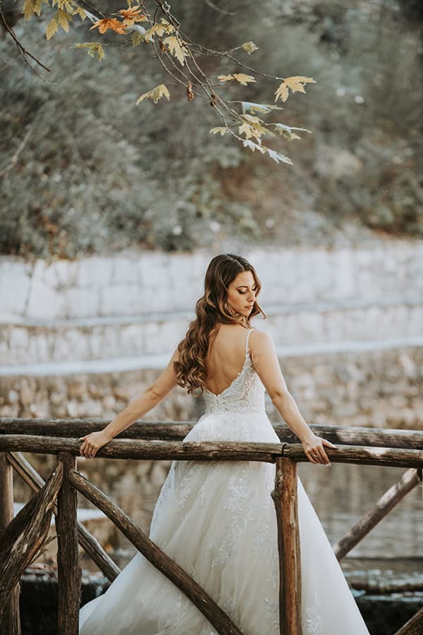 romantic-fall-wedding-kilkis-roses-pastel-hues_05