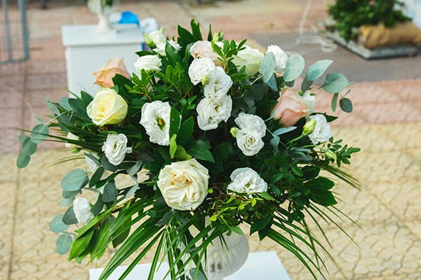 romantic-fall-wedding-kilkis-roses-pastel-hues_12