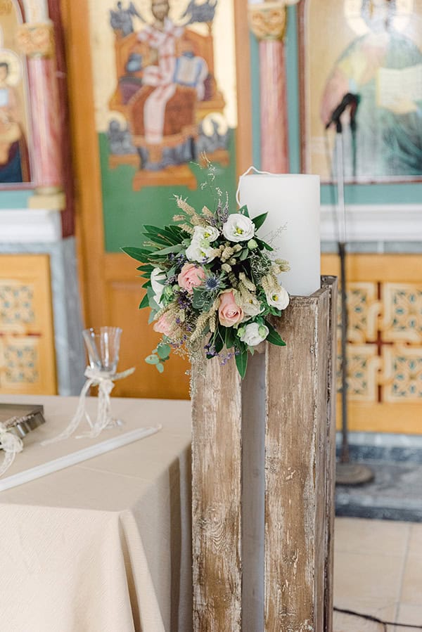 romantic-fall-wedding-wild-flowers_17x