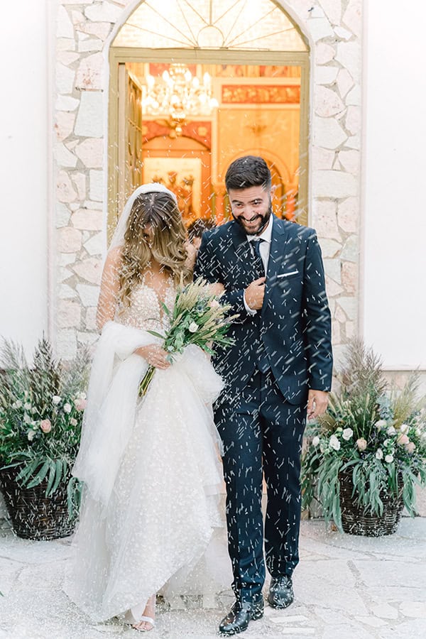 romantic-fall-wedding-wild-flowers_23