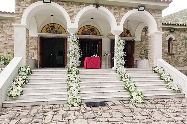 romantic-summer-wedding-kavala-white-flowers_08