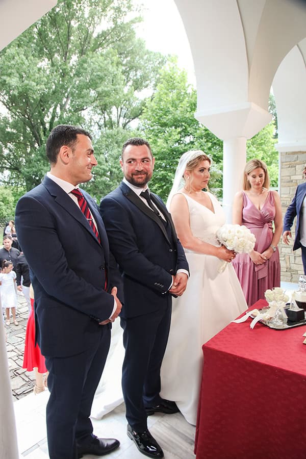 romantic-summer-wedding-kavala-white-flowers_14