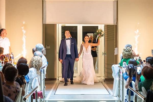 romantic-summer-wedding-kozani-gold-details_25