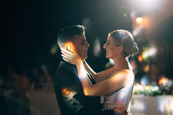 romantic-summer-wedding-lesvos-whites-flowers_24