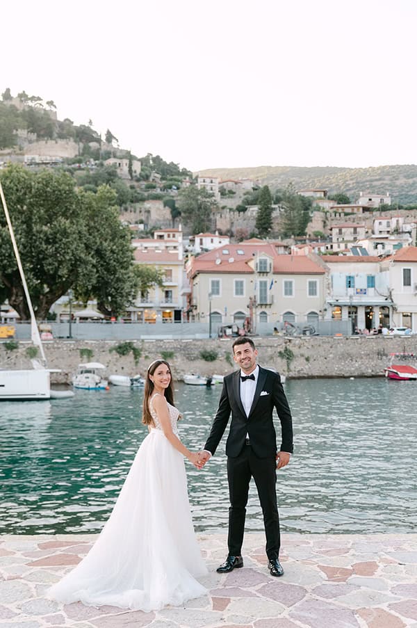 romantic-summer-wedding-patras-fucshia-roses_01