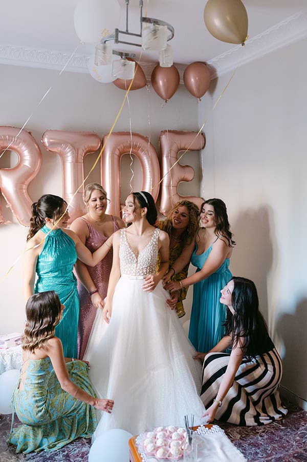 romantic-summer-wedding-patras-fucshia-roses_08