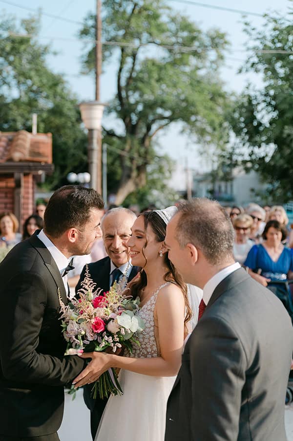 romantic-summer-wedding-patras-fucshia-roses_22