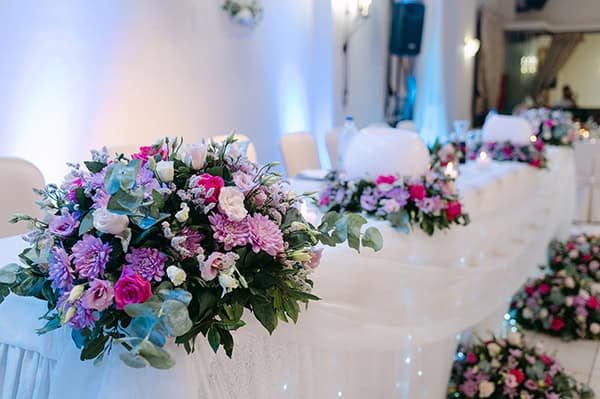 romantic-summer-wedding-patras-fucshia-roses_32