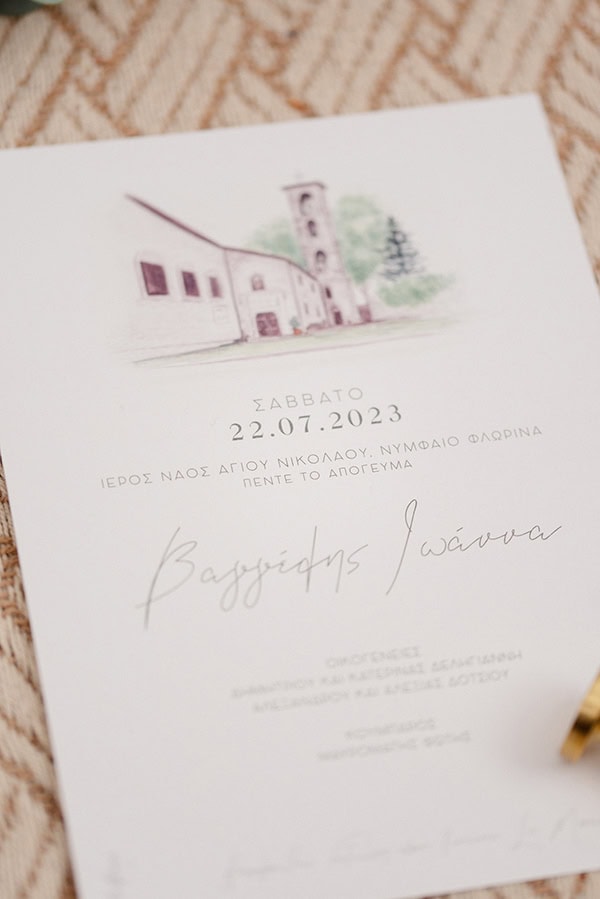 romantic-wedding-florina-white-hydrangeas-lycianthus_07x