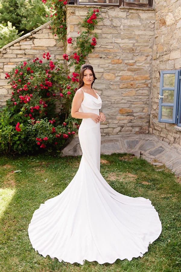 romantic-wedding-florina-white-hydrangeas-lycianthus_12