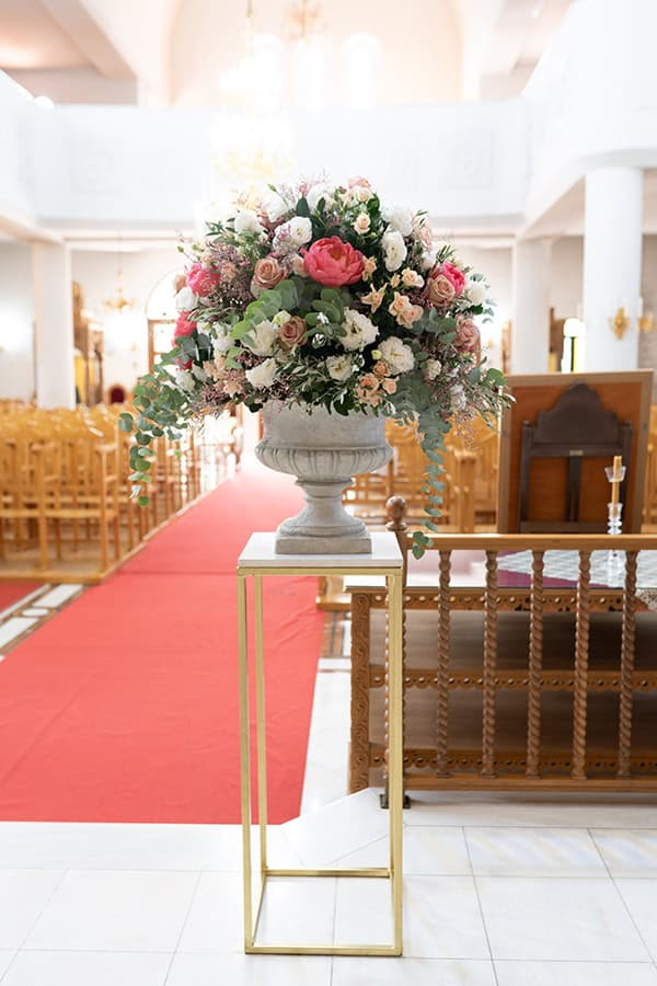 romantic-wedding-nicosia-pastel-hues_10