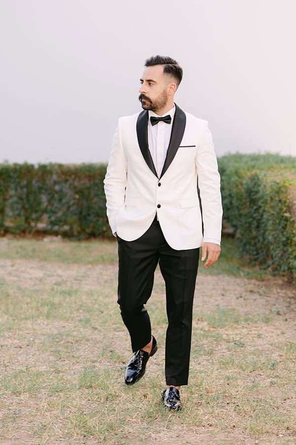 romantic-wedding-patras-all-white-flowers_08