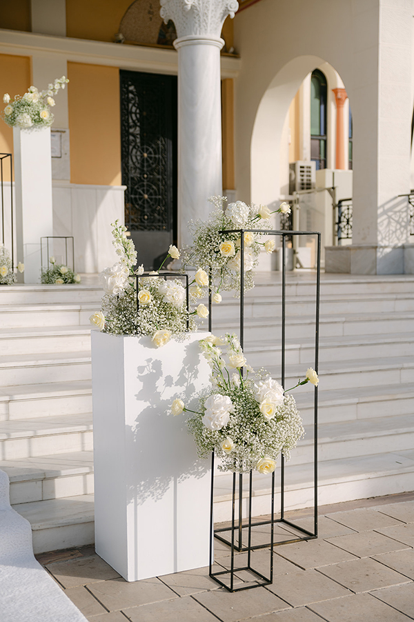 romantic-wedding-patras-all-white-flowers_10