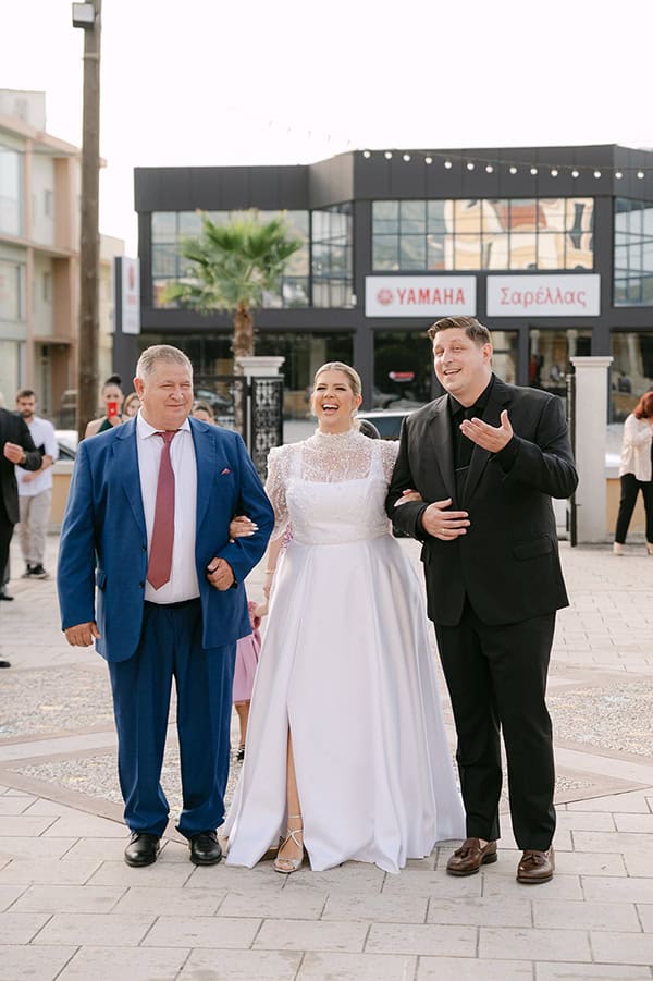 romantic-wedding-patras-all-white-flowers_13