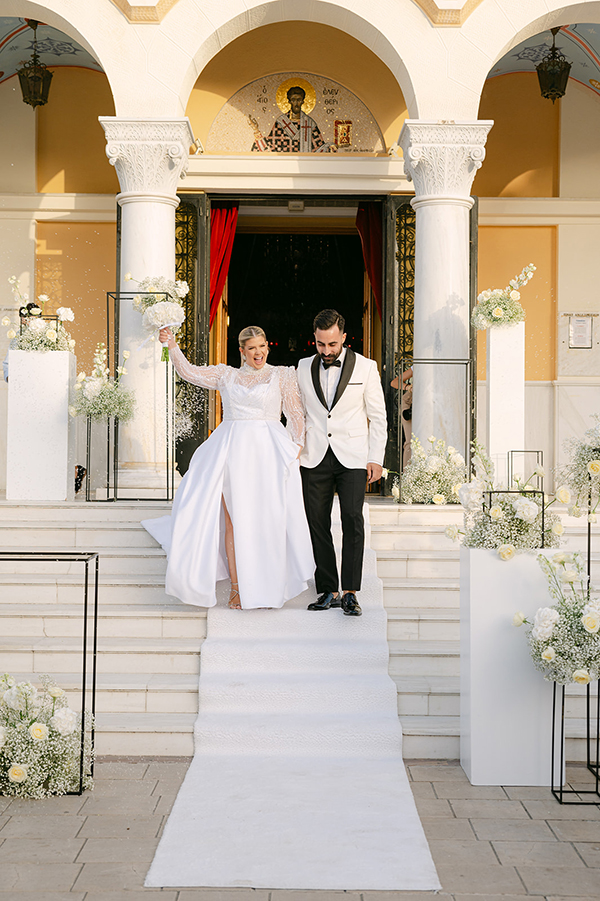 romantic-wedding-patras-all-white-flowers_16