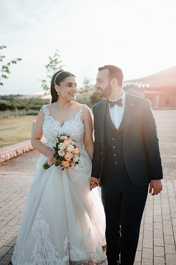 spring-wedding-kavala-peach-roses_01