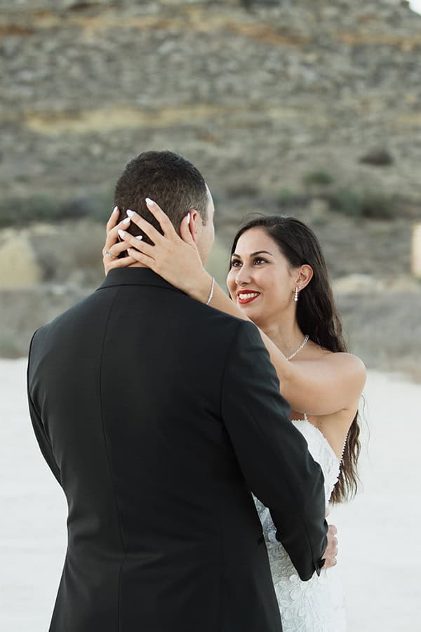 spring-wedding-nicosia-white-florals-romantc-mood_02