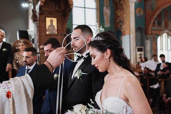 spring-wedding-nicosia-white-florals-romantc-mood_13