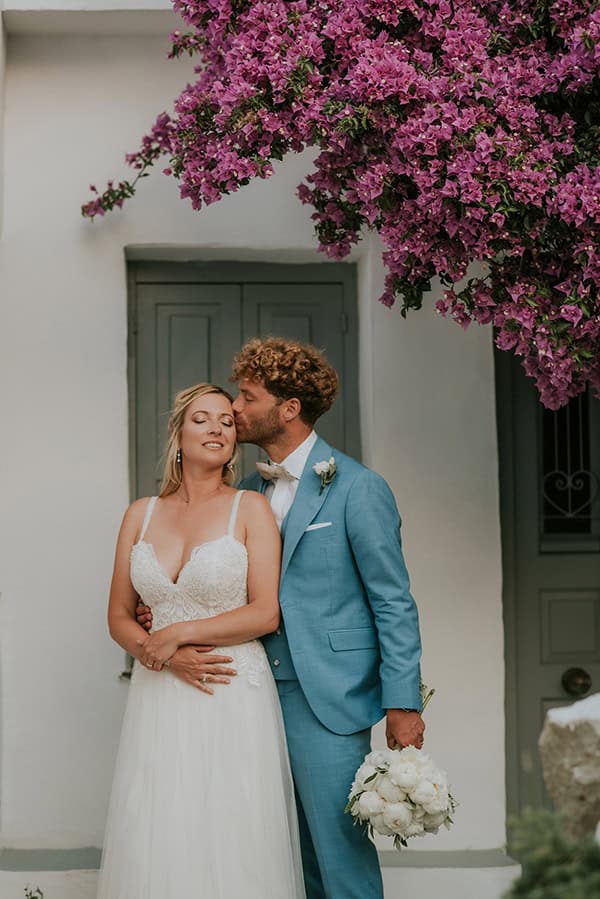 spring-wedding-serifos-white-blooms-olive_02