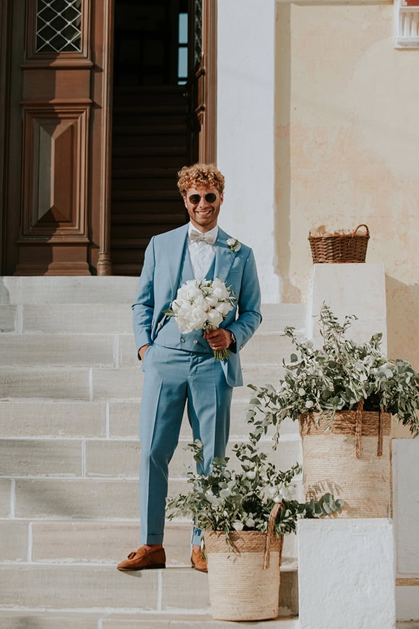 spring-wedding-serifos-white-blooms-olive_14