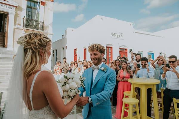 spring-wedding-serifos-white-blooms-olive_17x