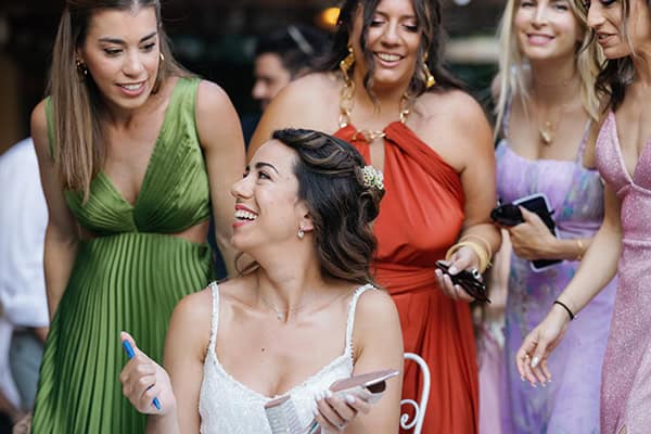 stylish-summer-wedding-andros-bougainvillea_08