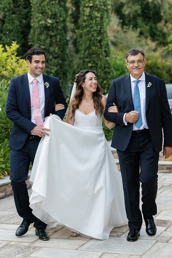 stylish-summer-wedding-andros-bougainvillea_16