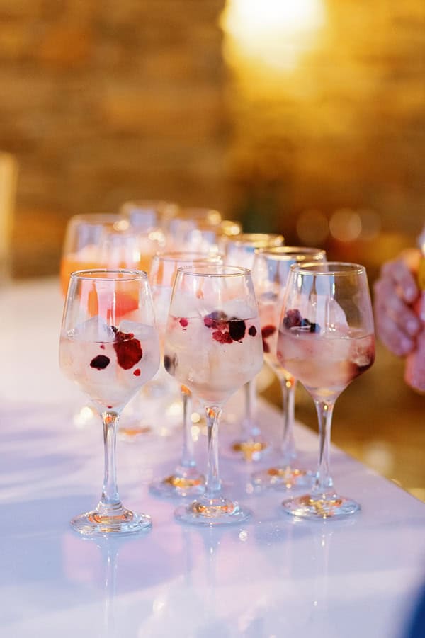 stylish-summer-wedding-andros-bougainvillea_22