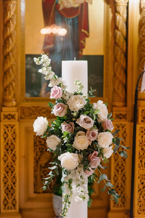 summer-wedding-all-white-flowers_18x