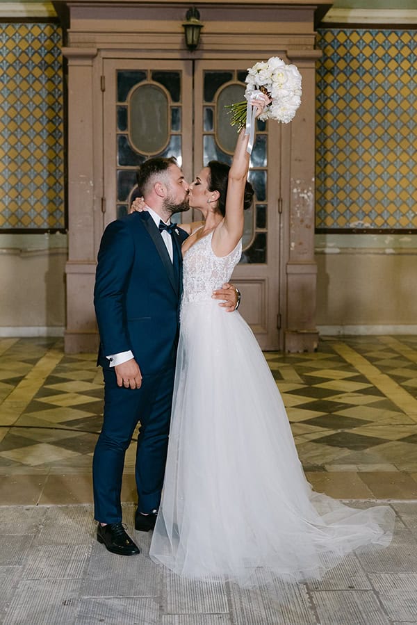 summer-wedding-baptism-patra-white-flowers_34