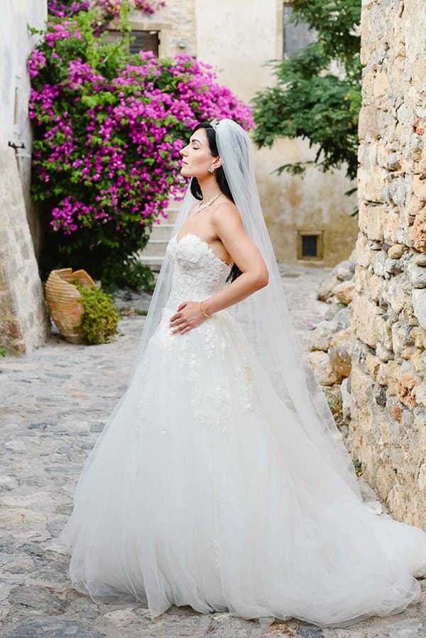 summer-wedding-monemvasia-lovely-details_01x