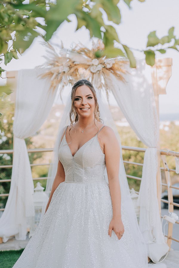 summer-wedding-nea-anchialos-gold-details_07