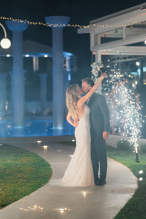 summer-wedding-rhodes-light-blue-delphinium_20